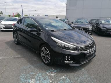 Voir le détail de l'offre de cette KIA Pro Cee'd 1.0 T-GDi 120ch ISG GT Line de 2017 en vente à partir de 177.19 €  / mois