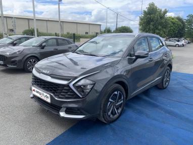 Voir le détail de l'offre de cette KIA Sportage 1.6 T-GDi 230ch HEV  Active Business BVA6 4x2 de 2022 en vente à partir de 272.83 €  / mois