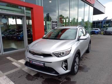 Voir le détail de l'offre de cette KIA Stonic 1.0 T-GDi 100ch Active DCT7 de 2024 en vente à partir de 21 999 € 