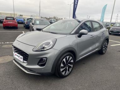 Voir le détail de l'offre de cette FORD Puma 1.0 Flexifuel 125ch S&S mHEV Titanium de 2024 en vente à partir de 22 899 € 