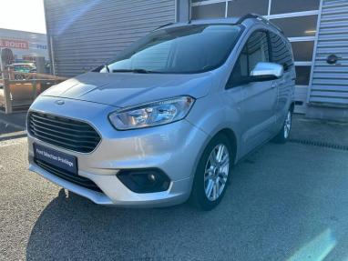 Voir le détail de l'offre de cette FORD Tourneo Courier 1.5 TDCI 100ch Titanium de 2019 en vente à partir de 14 399 € 