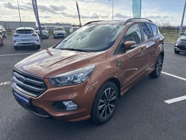 Voir le détail de l'offre de cette FORD Kuga 1.5 EcoBoost 150ch Stop&Start ST-Line 4x2 de 2017 en vente à partir de 16 999 € 