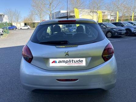 PEUGEOT 208 1.0 PureTech Like 3p à vendre à Melun - Image n°6