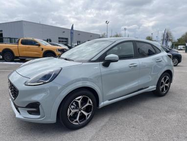 Voir le détail de l'offre de cette FORD Puma 1.0 EcoBoost Hybrid 125ch ST Line S&S Powershift de 2025 en vente à partir de 255.05 €  / mois
