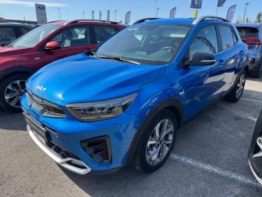 Voir le détail de l'offre de cette KIA Stonic 1.0 T-GDi 100ch GT Line Premium DCT7 de 2023 en vente à partir de 212.82 € / mois