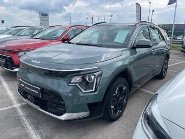Voir le détail de l'offre de cette KIA Niro EV 204ch Active de 2023 en vente à partir de 252.4 €  / mois