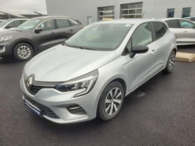 Voir le détail de l'offre de cette RENAULT Clio 1.6 E-Tech hybride 145ch Evolution de 2022 en vente à partir de 167.14 € / mois