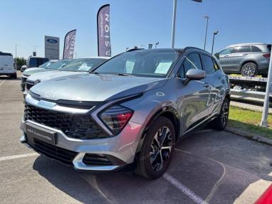 Voir le détail de l'offre de cette KIA Sportage 1.6 T-GDi 230ch HEV Design BVA6 4x2 de 2022 en vente à partir de 306.13 € / mois