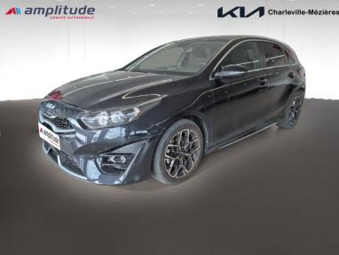 Voir le détail de l'offre de cette KIA Ceed 1.6 CRDI 136ch MHEV GT Line de 2023 en vente à partir de 26 699 €
