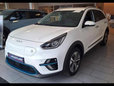Voir le détail de l'offre de cette KIA e-Niro Design 204ch de 2022 en vente à partir de 226.35 €  / mois