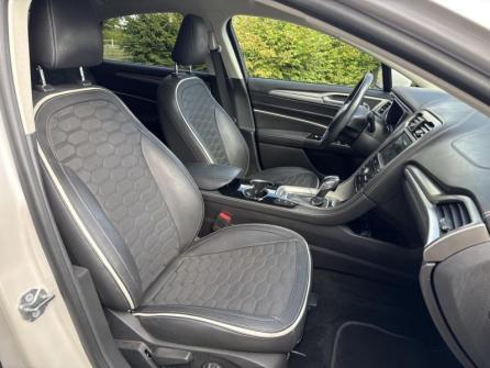 FORD Mondeo HYBRID 187ch Vignale BVA 4p à vendre à Bourges - Image n°11