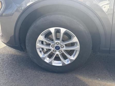 FORD Kuga 2.5 Duratec 190ch FHEV E85 Titanium BVA à vendre à Bourges - Image n°9