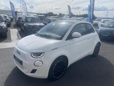 Voir le détail de l'offre de cette FIAT 500C e 118ch Icône Plus de 2021 en vente à partir de 17 999 €