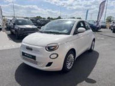Voir le détail de l'offre de cette FIAT 500 e 95ch Action de 2022 en vente à partir de 15 999 €
