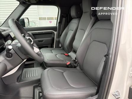LAND-ROVER Defender 110 3.0 D250 Hard Top S à vendre à Troyes - Image n°7