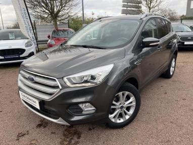 Voir le détail de l'offre de cette FORD Kuga 1.5 TDCi 120ch Stop&Start Titanium 4x2 Euro6.2 de 2019 en vente à partir de 235.31 €  / mois