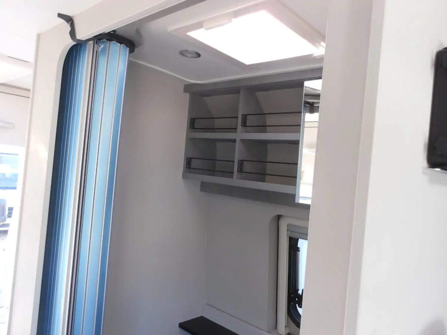 Image Crosscamp Flex full 600 Fourgon